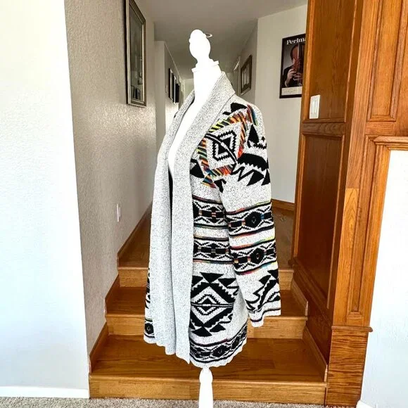 Anthropologie Northern Angel Rainbow Grey Aztec Duster Cardigan - Picture 11 of 15